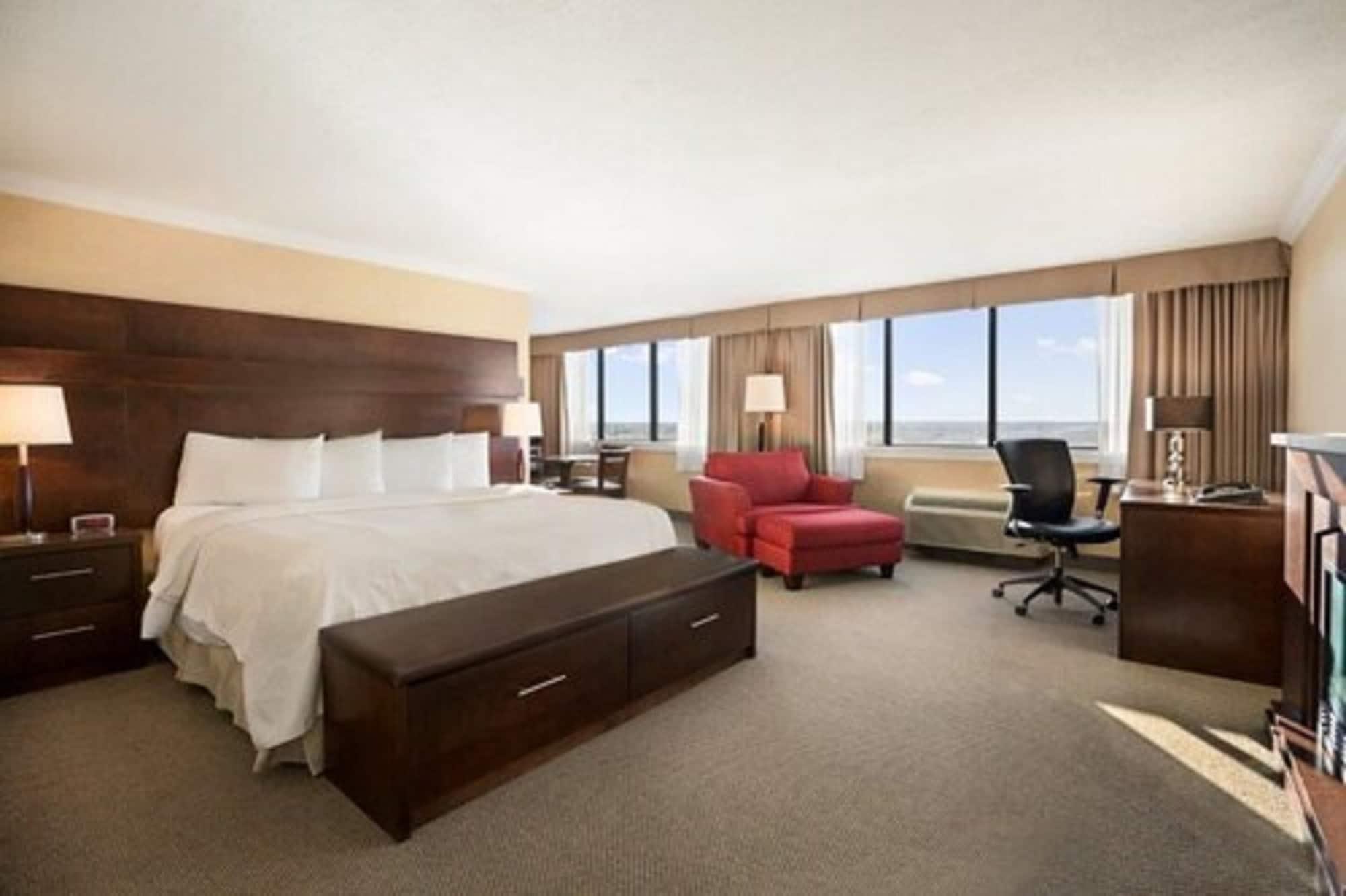 The Senator Hotel & Conference Center ทิมมินส์ ภายนอก รูปภาพ
