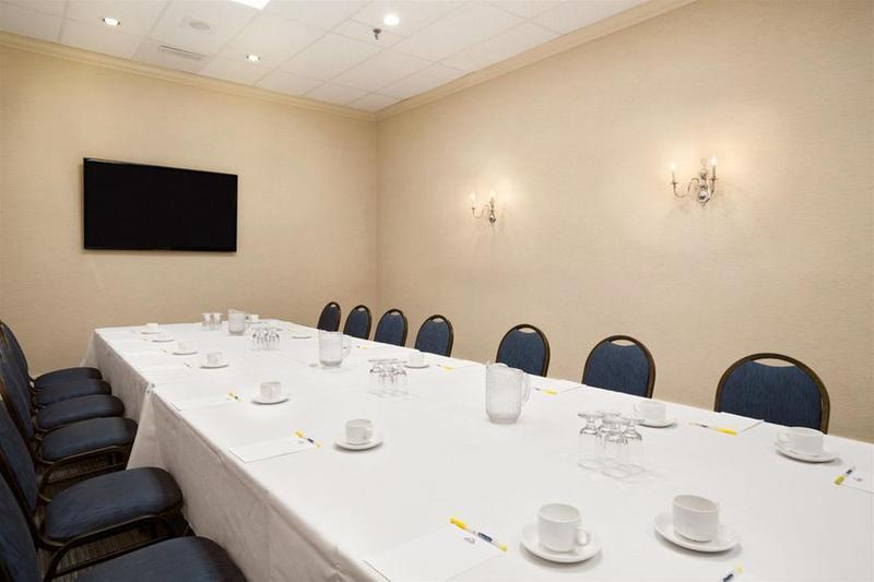 The Senator Hotel & Conference Center ทิมมินส์ ภายนอก รูปภาพ